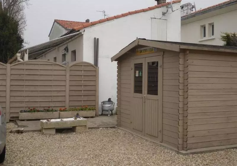 Отель The Originals Access, Hôtel Corinna, Royan