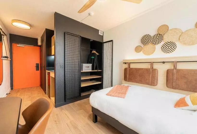 هتل Cowool Toulouse