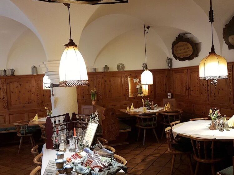 Pensão Gasthof Falkenstein   Metzgerei Schwaiger