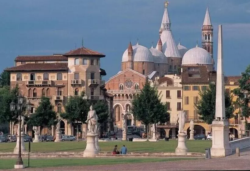 استراحتگاه Le Camp Suite & Spa