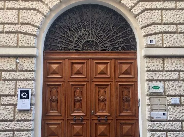 استراحتگاه Le Camp Suite & Spa