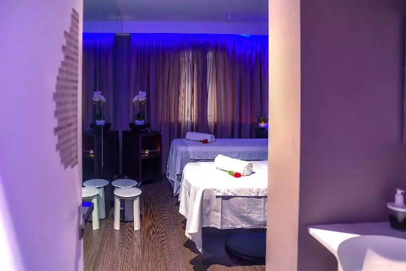 استراحتگاه Le Camp Suite & Spa