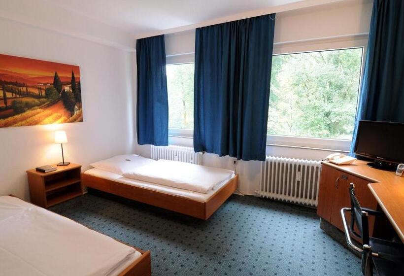 Waldhotel Unterbach