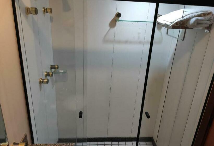 هتل Condominio Metropolitan  Centro De Brasilia A216a