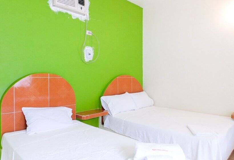 Отель Habitaciones América Rotamundos