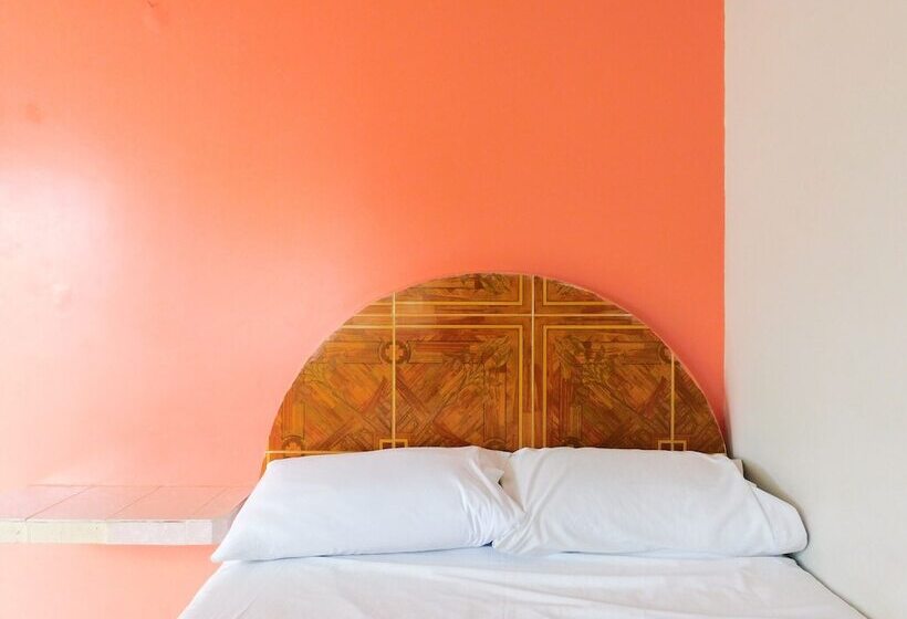 Отель Habitaciones América Rotamundos