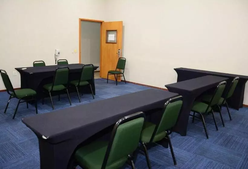 ホテル Natal Plaza Requinte, Conforto E Vista Para O Mar