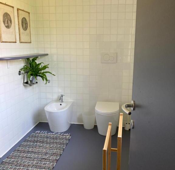 פנסיון La Casa Gialla