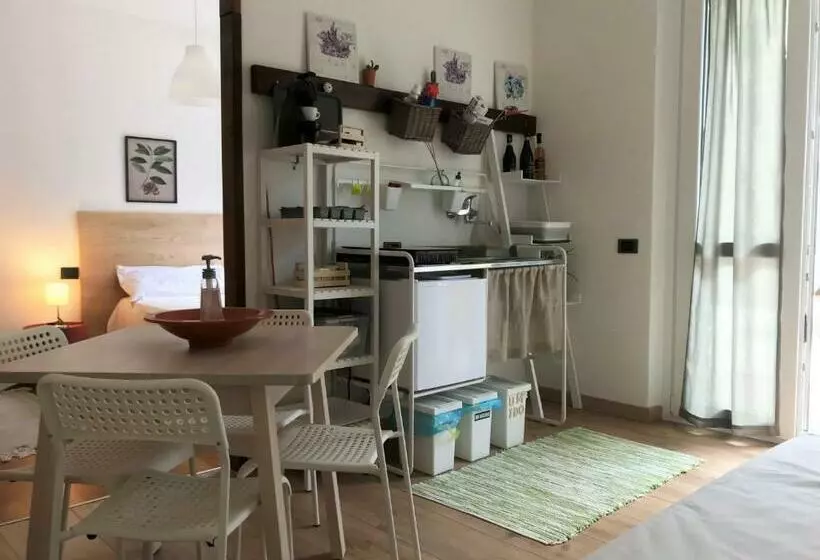 پانسیون Green Corner Gelsomino