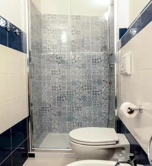 پانسیون The Smerald 2