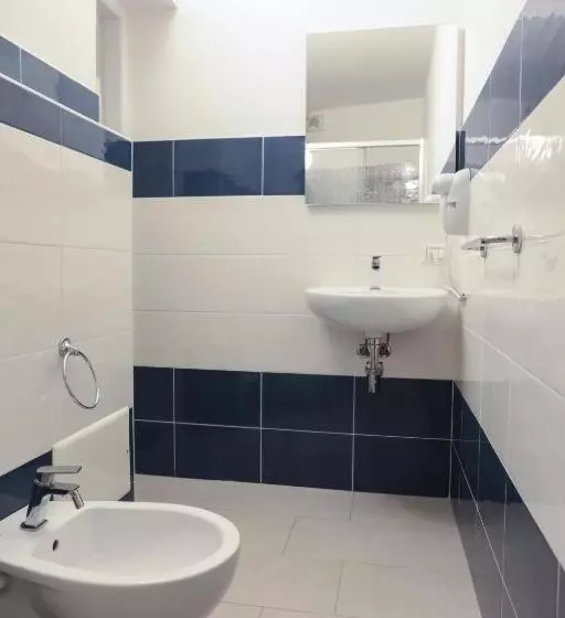 پانسیون The Smerald 2