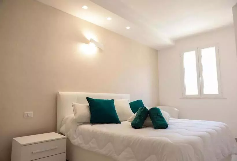 پانسیون The Smerald 2