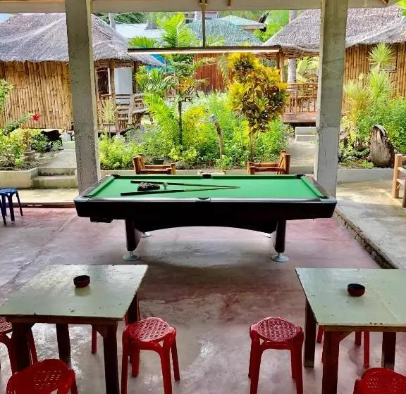 Sharky Hostel Oslob