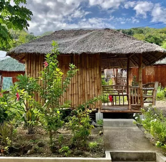 Sharky Hostel Oslob