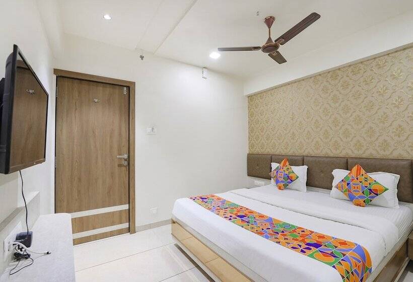 Fabhotel Bharosa Inn