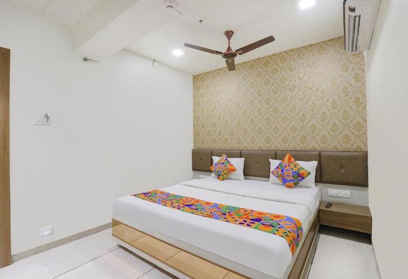 Fabhotel Bharosa Inn