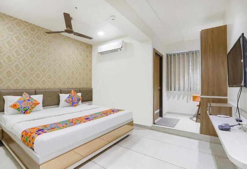 Fabhotel Bharosa Inn