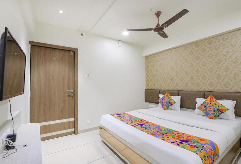 Fabhotel Bharosa Inn