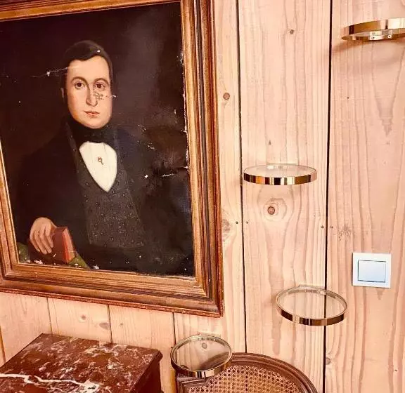 ホテル Hôtel Le Caillebotis