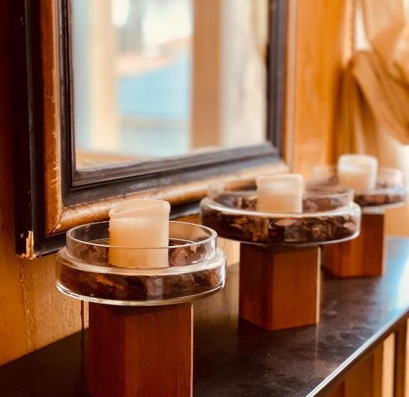 ホテル Hôtel Le Caillebotis