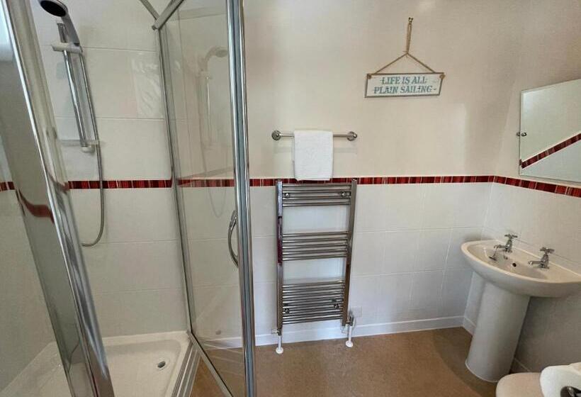 פנסיון Colebrooke House