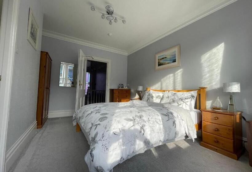 פנסיון Colebrooke House