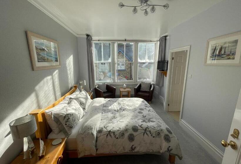 פנסיון Colebrooke House