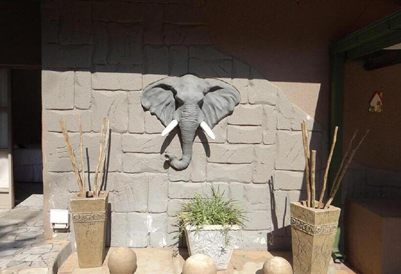 פנסיון Lephalale Guest House