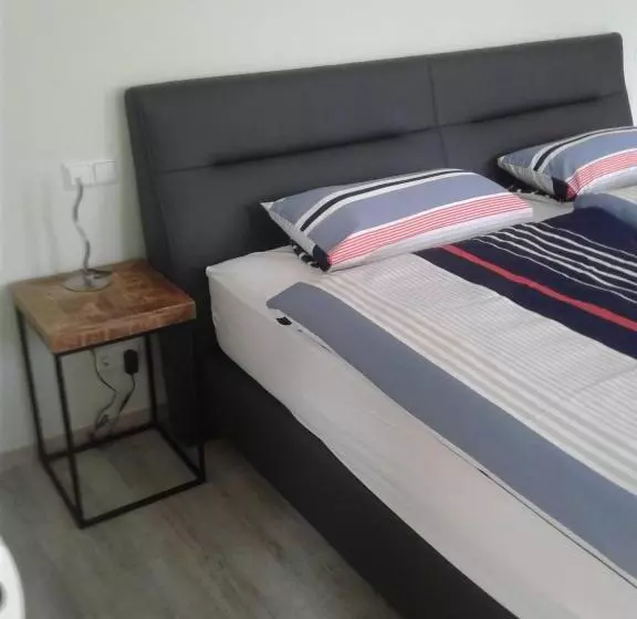 ホテル Kreuzdellenhof Ferienzimmer