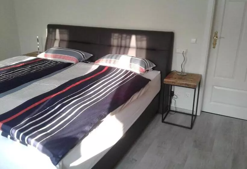 ホテル Kreuzdellenhof Ferienzimmer