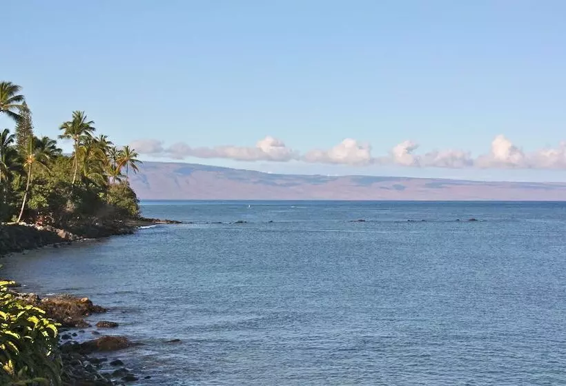 Maui Beach House B & B