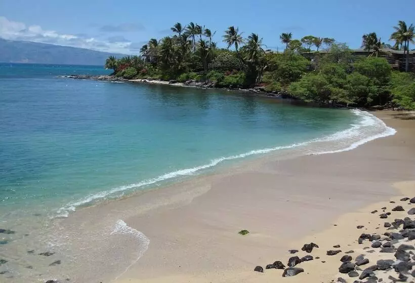 Maui Beach House B & B