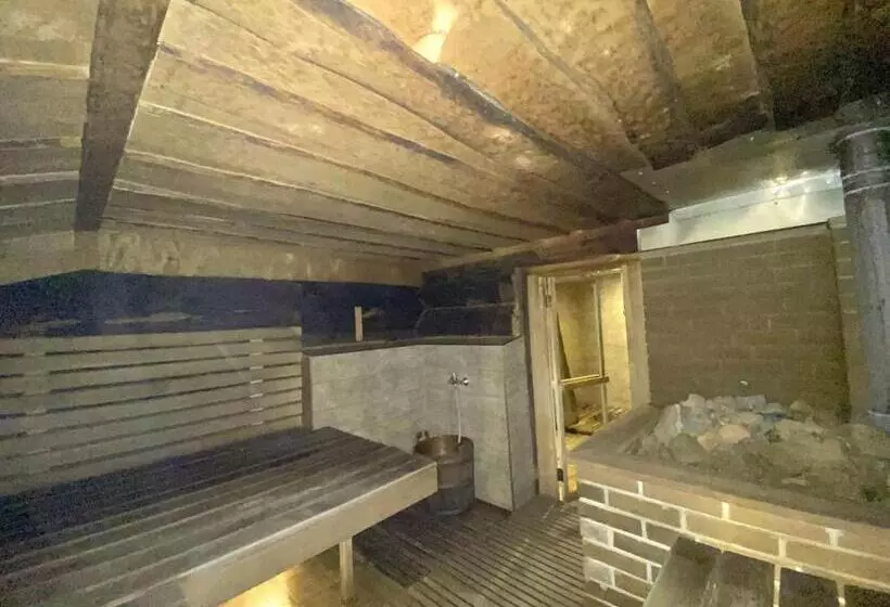 Majatalo Forest Hut Stariy Prud