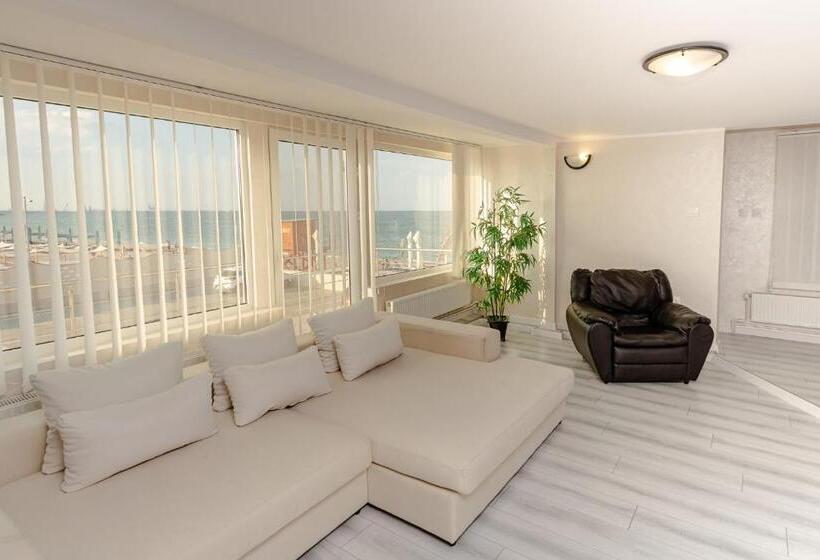 پانسیون Vila Plaja Azur