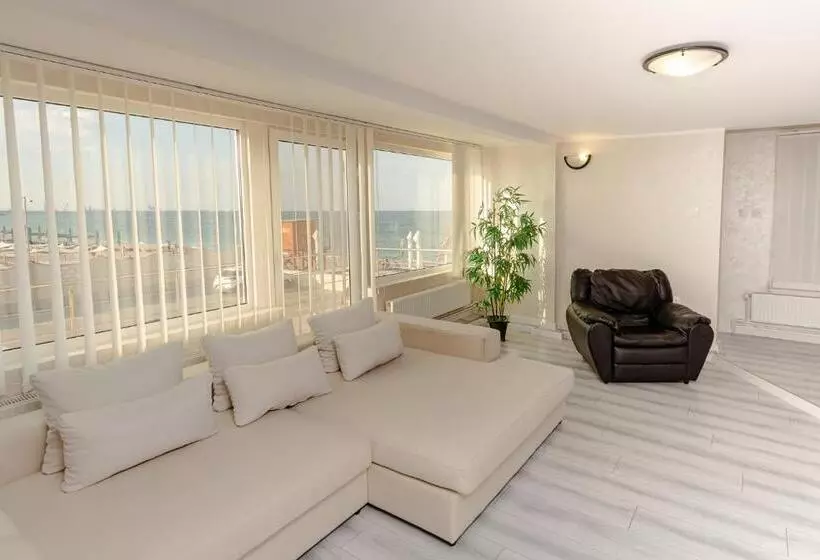 ペンション Vila Plaja Azur