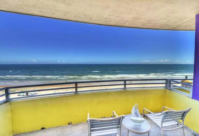 Wyndhams Ocean Walk Resort