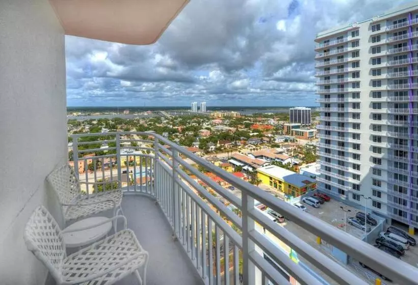 Wyndhams Ocean Walk Resort