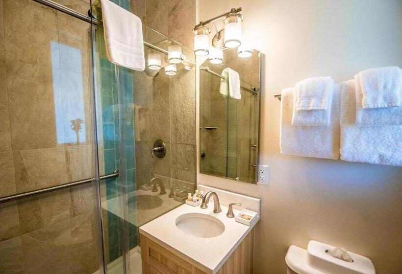 استراحتگاه Hilltop Villas At Bluebeard S Castle