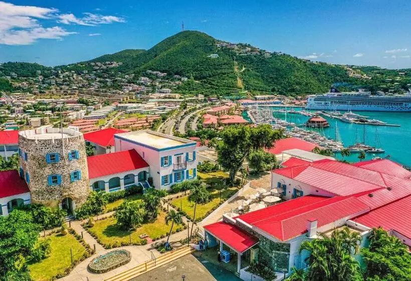 استراحتگاه Hilltop Villas At Bluebeard S Castle