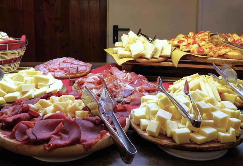 Arlecchino   Dada Hotels