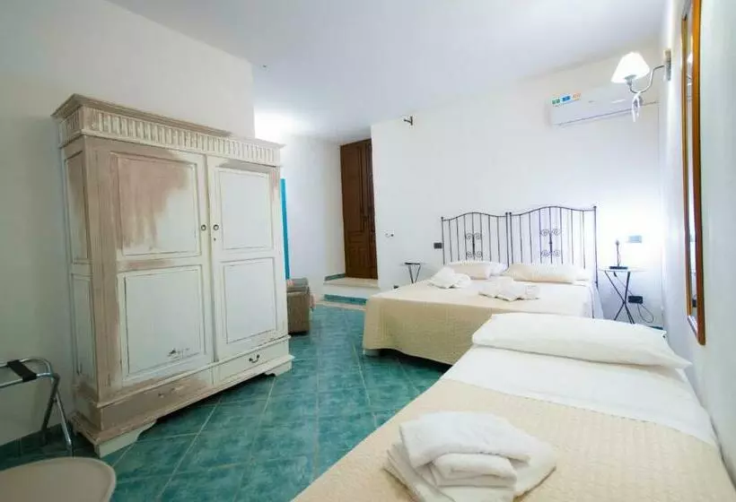 Hotelli Albergo La Fontanella