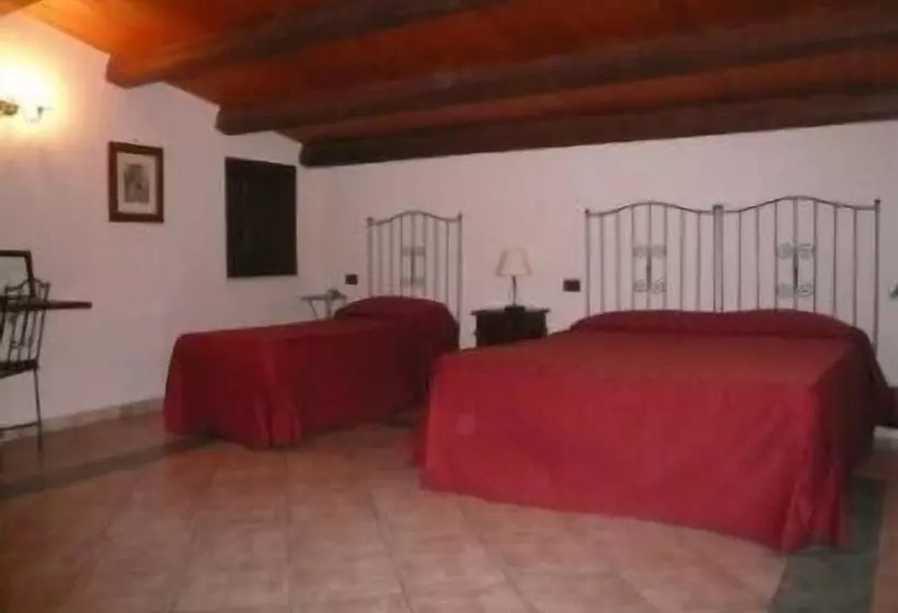Hotelli Albergo La Fontanella