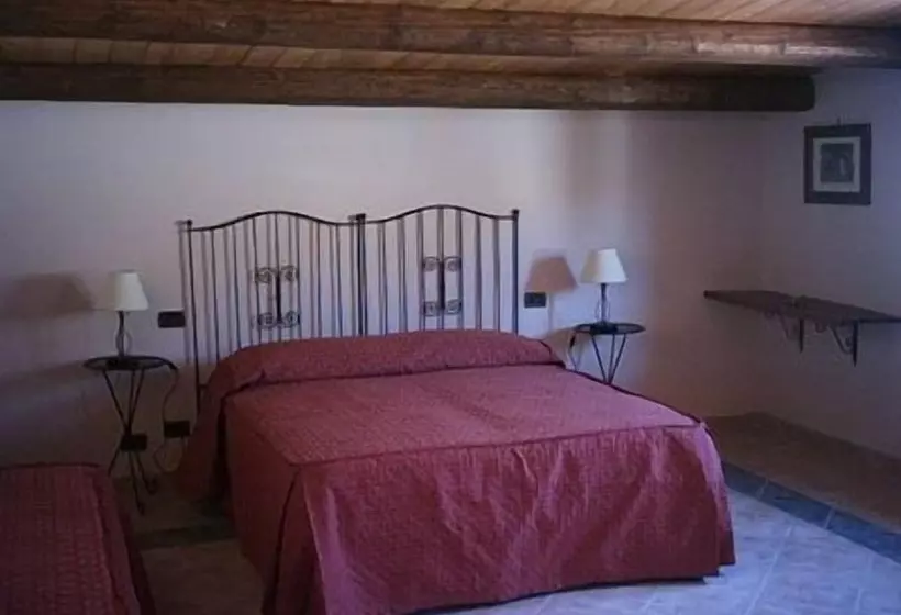 Hotelli Albergo La Fontanella