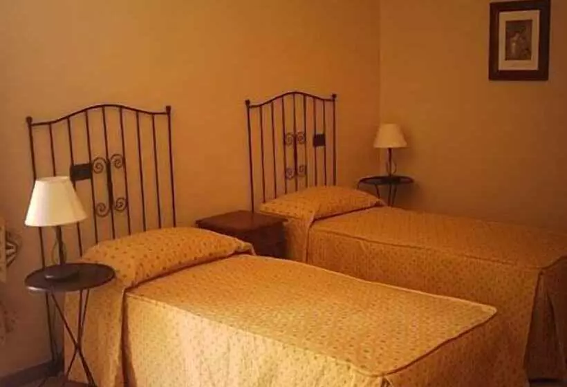 Hotelli Albergo La Fontanella