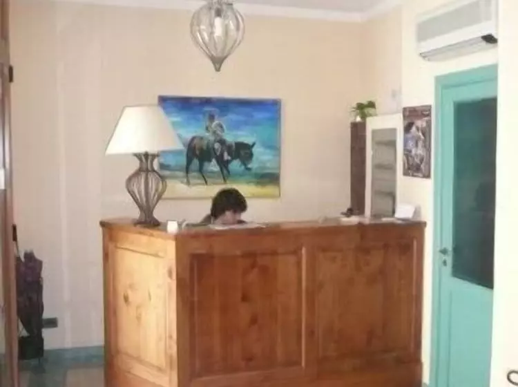 Hotelli Albergo La Fontanella