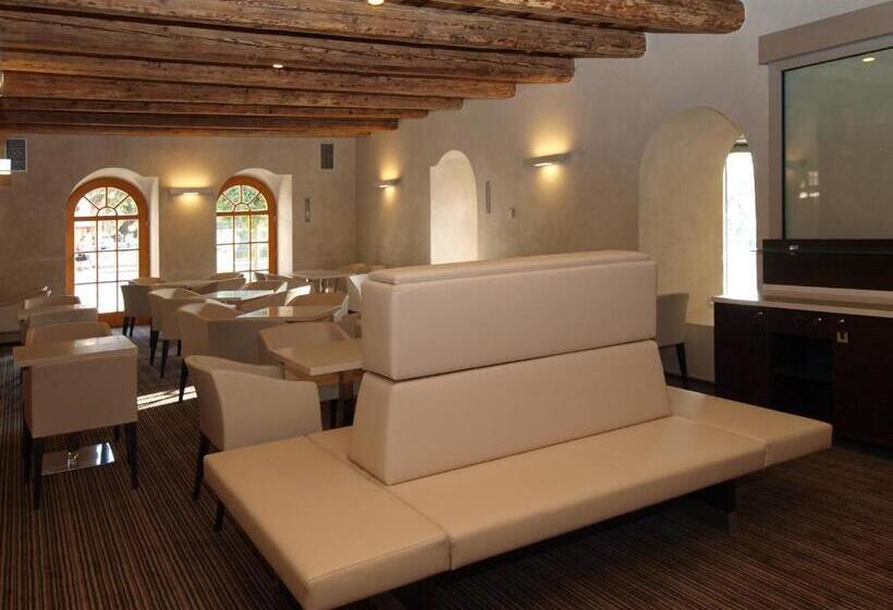 בית מלון כפרי Budweis