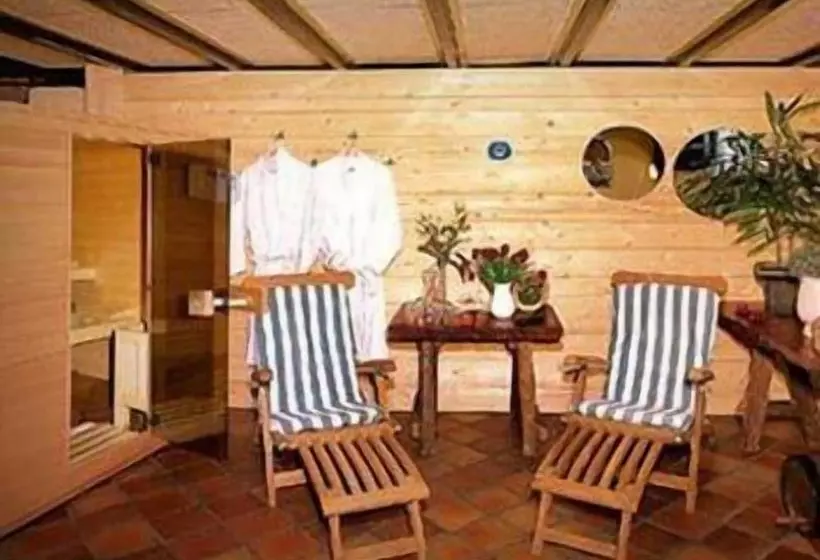 فندق Cafe Restaurant Duinzicht