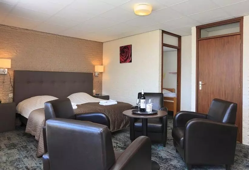 فندق Cafe Restaurant Duinzicht