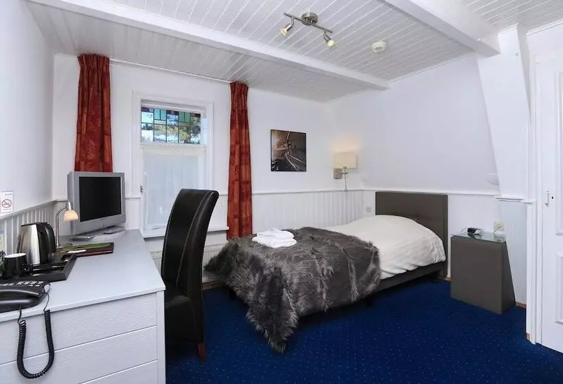 فندق Cafe Restaurant Duinzicht