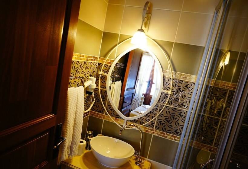 ホテル Des Etrangers   Special Category